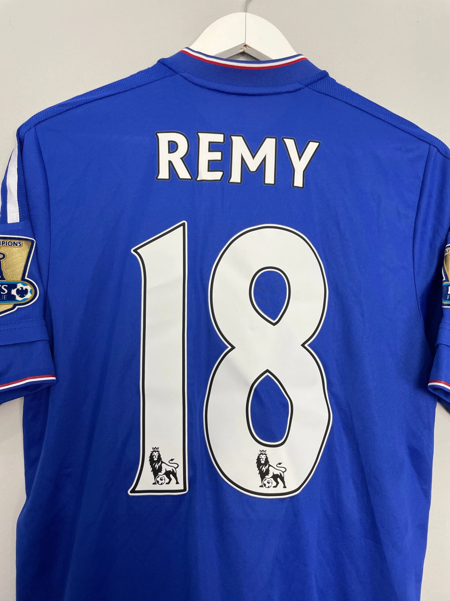2015/16 CHELSEA REMY #18 *MATCH ISSUE* HOME SHIRT (XL) ADIDAS(2015 2016 Chelsea Remy 18 Match Issue Home Shirt Xl Adidas) 4 2015/16 CHELSEA REMY #18 *MATCH ISSUE* HOME SHIRT (XL) ADIDAS(2015 2016 Chelsea Remy 18 Match Issue Home Shirt Xl Adidas) - Image 2