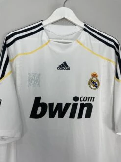 2009/10 REAL MADRID RONALDO #9 HOME SHIRT (XXL) ADIDAS(2009 10 Real Madrid Ronaldo 9 Home Shirt Xxl Adidas67) -Cultkits Shop IMG 0418 bae9f531 b763 4da6 b454 53b51196c64f