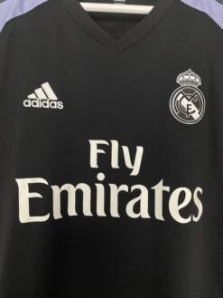 2016/17 REAL MADRID RONALDO #7 THIRD SHIRT (M) ADIDAS(Reaa31016) 12 2016/17 REAL MADRID RONALDO #7 THIRD SHIRT (M) ADIDAS(Reaa31016) -Cultkits Shop IMG 0438 dffad449 30ae 430b b4c6 04bc0de59085