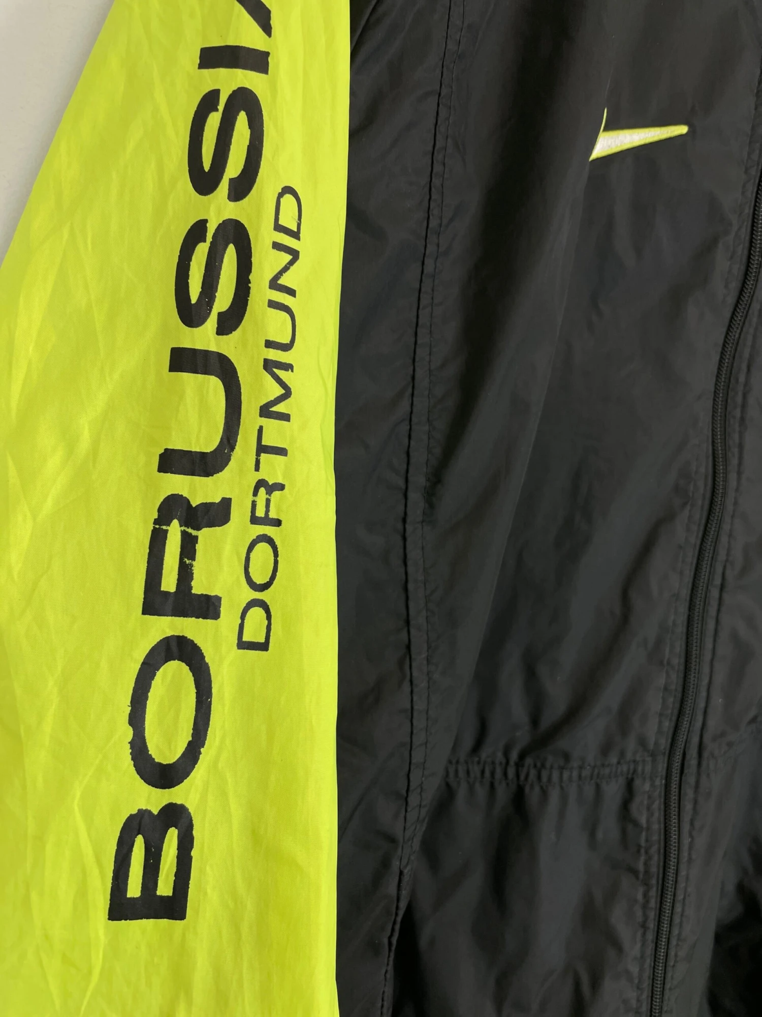 1997/98 DORTMUND TRAINING JACKET (M) NIKE(1997 98 Dortmund Training Jacket M Nike) 5 1997/98 DORTMUND TRAINING JACKET (M) NIKE(1997 98 Dortmund Training Jacket M Nike) - Image 3