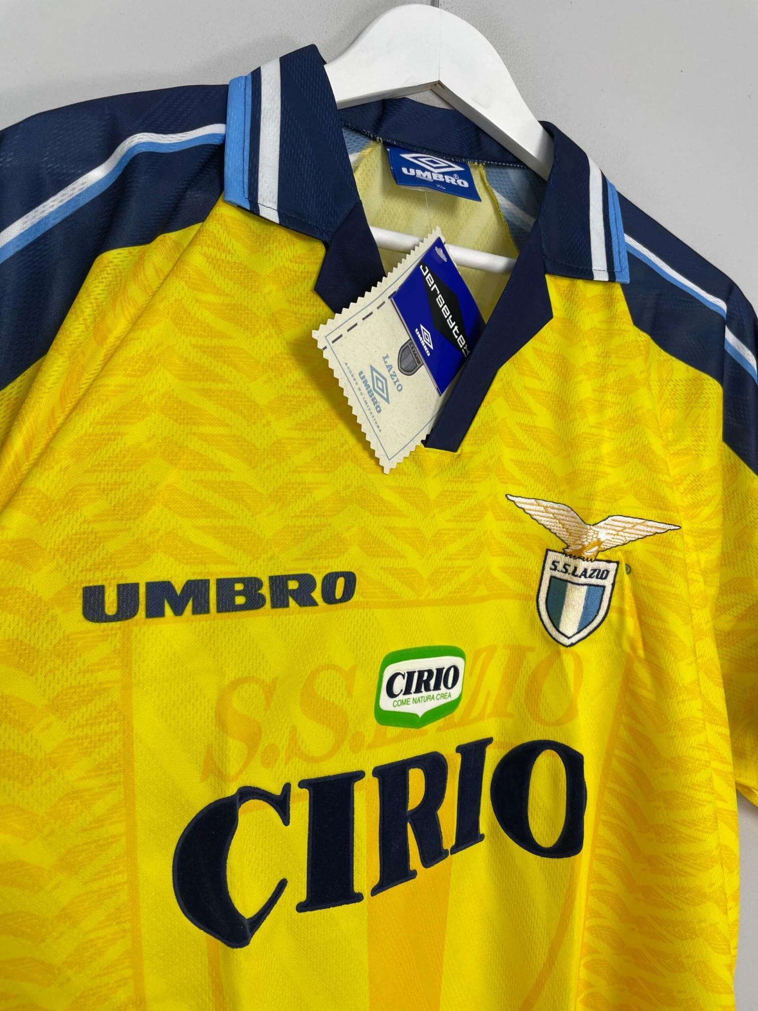 1996/98 LAZIO *BNWT* AWAY SHIRT (MULTIPLE SIZES) UMBRO(1996 98 Lazio Bnwt Away Shirt Multiple Sizes Umbro) 4 1996/98 LAZIO *BNWT* AWAY SHIRT (MULTIPLE SIZES) UMBRO(1996 98 Lazio Bnwt Away Shirt Multiple Sizes Umbro) - Image 2