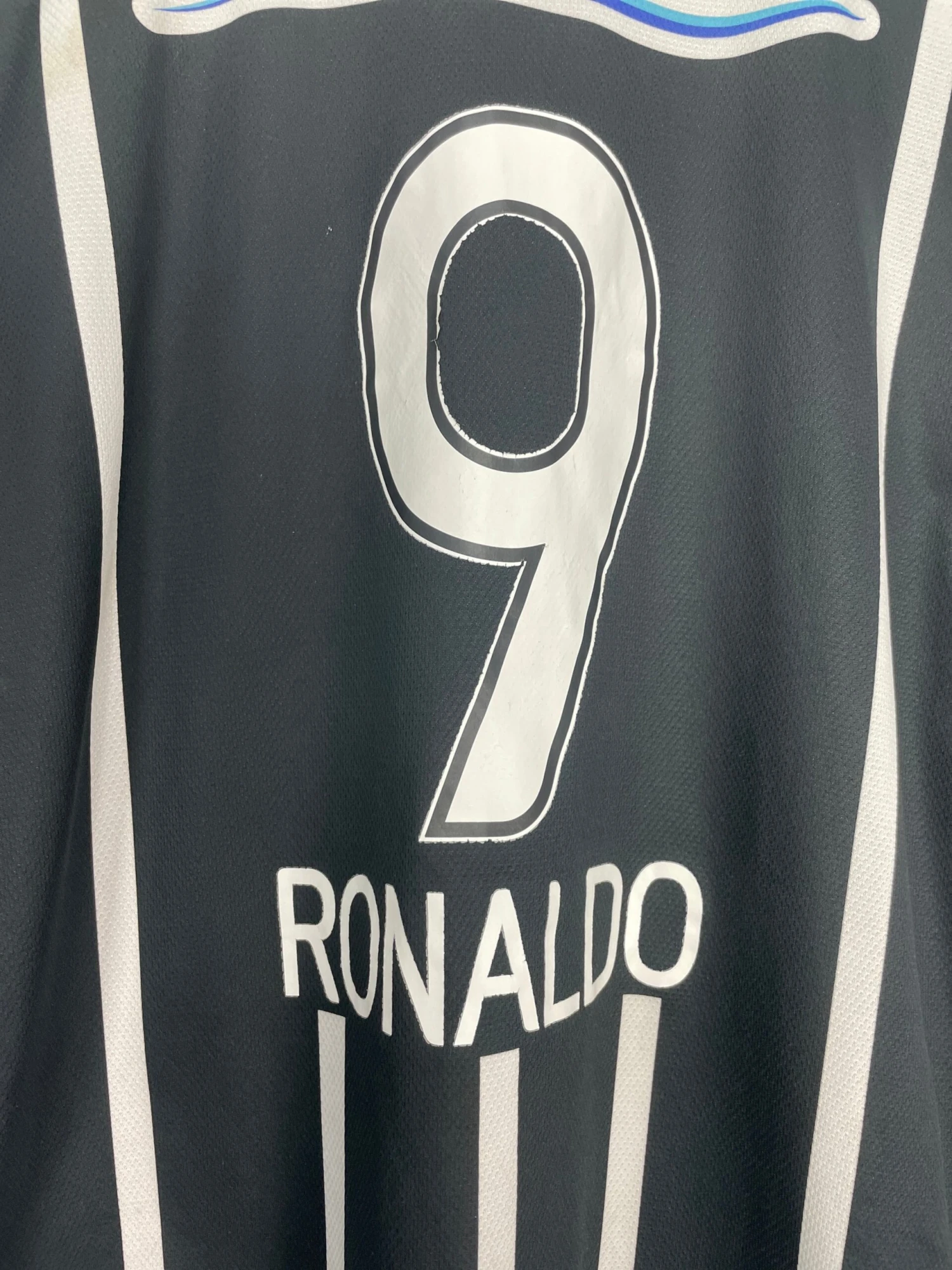 2009/10 CORINTHIANS RONALDO #9 AWAY SHIRT (L) NIKE(2009 10 Corinthians Ronaldo 9 Away Shirt L Nike32) 5 2009/10 CORINTHIANS RONALDO #9 AWAY SHIRT (L) NIKE(2009 10 Corinthians Ronaldo 9 Away Shirt L Nike32) - Image 3