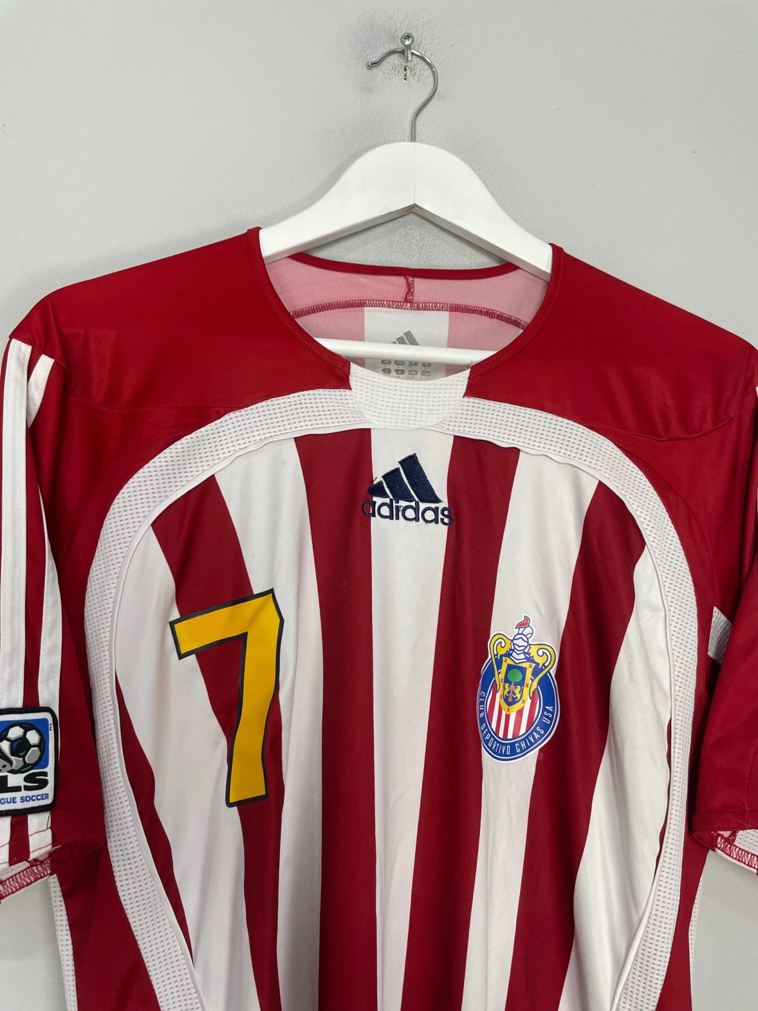 2006 CHIVAS USA RAMON #7 HOME SHIRT (L) ADIDAS(2006 Chivas Usa Ramon 7 Home Shirt L Adidas46) 6 2006 CHIVAS USA RAMON #7 HOME SHIRT (L) ADIDAS(2006 Chivas Usa Ramon 7 Home Shirt L Adidas46) - Image 4