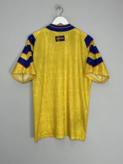 1996/98 SWEDEN HOME SHIRT (L) ADIDAS(1996 98 Sweden Home Shirt L Adidas5253) -Cultkits Shop IMG 2453 eaea2e6e 0c0e 4cdd a4fb 527417a24172