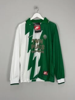 1990 CULT KITS X TWIN PEAKS JAPANESE MOVIE MASHUP (BNWT) M NIKE(1990 Cult Kits X Twin Peaks Japanese Movie Mashup Bnwt M Nike)