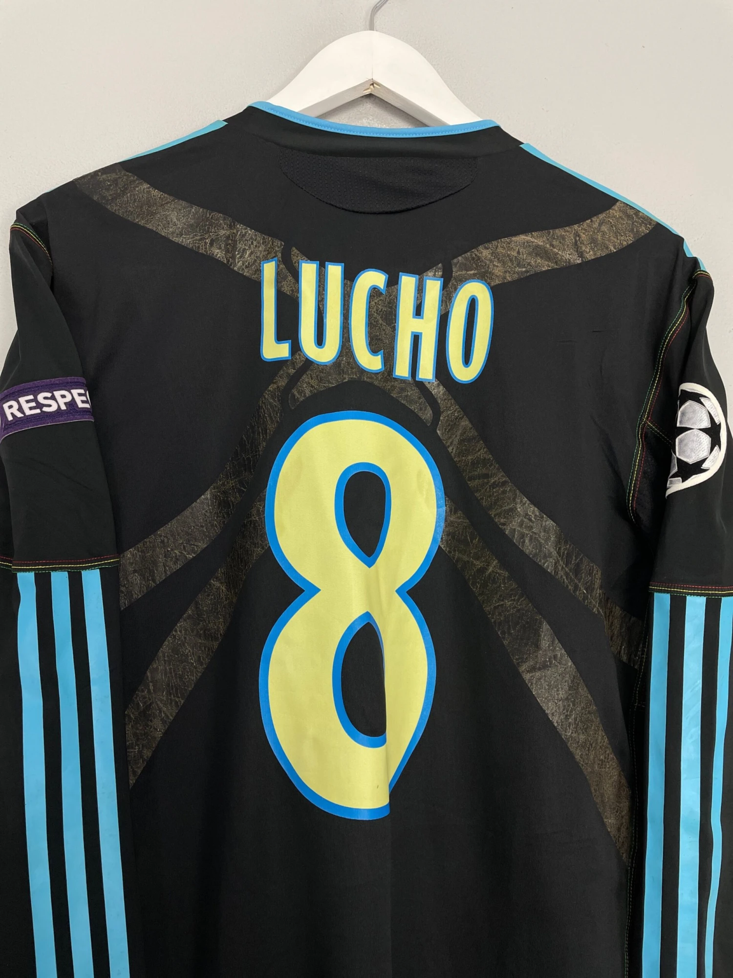 2010/11 MARSEILLE LUCHO #8 *PLAYER ISSUE* C/L THIRD SHIRT (XL) ADIDAS(2010 11 Marseille Lucho 8 Player Issue C L Third Shirt Xl Adidas) 4 2010/11 MARSEILLE LUCHO #8 *PLAYER ISSUE* C/L THIRD SHIRT (XL) ADIDAS(2010 11 Marseille Lucho 8 Player Issue C L Third Shirt Xl Adidas) - Image 2