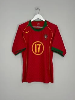 2004/06 PORTUGAL C.RONALDO #17 HOME SHIRT (M) NIKE(2004 06 Portugal C Ronaldo 17 Home Shirt M Nike11) -Cultkits Shop IMG 3945