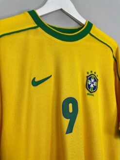 1998/00 BRAZIL RONALDO #9 HOME SHIRT (M) NIKE(1998 00 Brazil Ronaldo 9 Home Shirt M Nike 9800) -Cultkits Shop IMG 4256