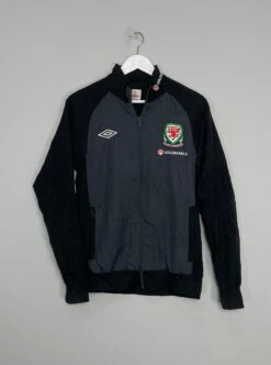 2010/11 WALES JACKET (S) UMBRO(2010 11 Wales Jacket S Umbro)