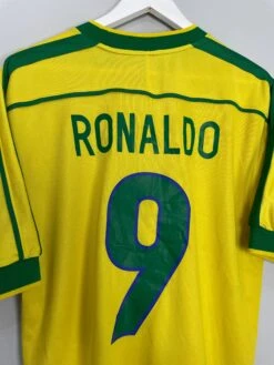 1998/00 BRAZIL RONALDO #9 HOME SHIRT (M) NIKE(1998 00 Brazil Ronaldo 9 Home Shirt M Nike78) -Cultkits Shop IMG 4579 d1ba25b3 9cbb 4b16 a4f0 ecd63c1eaed7