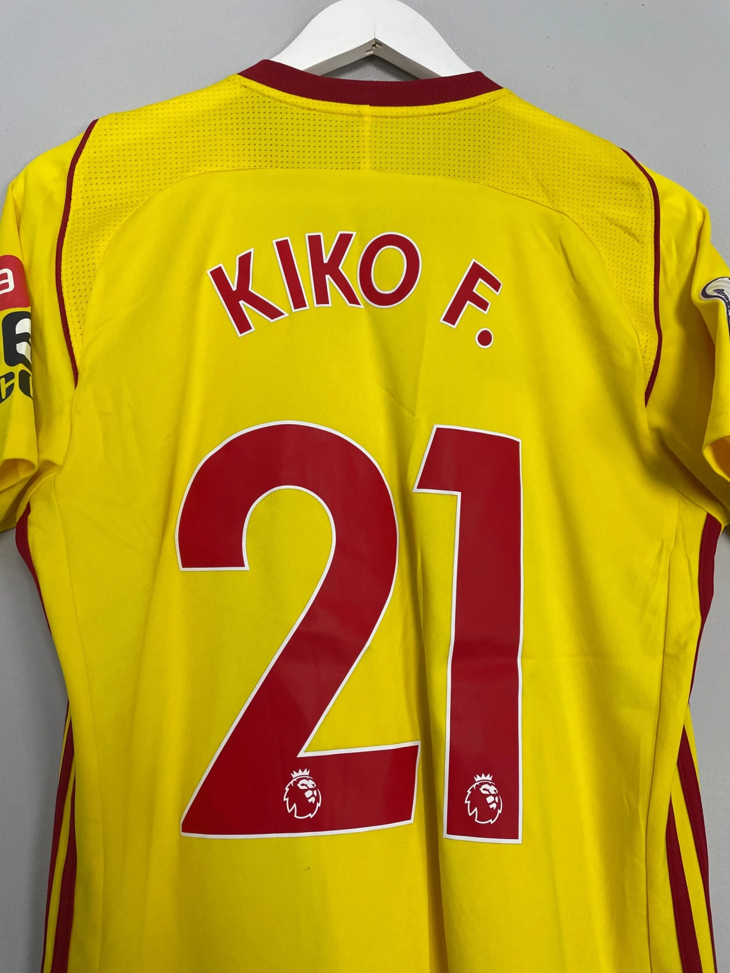 2017/18 WATFORD KIKO F #21 *MATCH ISSUE* HOME SHIRT (S) ADIDAS(2017 2018 Watford Kiko F 21 Match Issue Home Shirt S Adidas) 4 2017/18 WATFORD KIKO F #21 *MATCH ISSUE* HOME SHIRT (S) ADIDAS(2017 2018 Watford Kiko F 21 Match Issue Home Shirt S Adidas) - Image 2