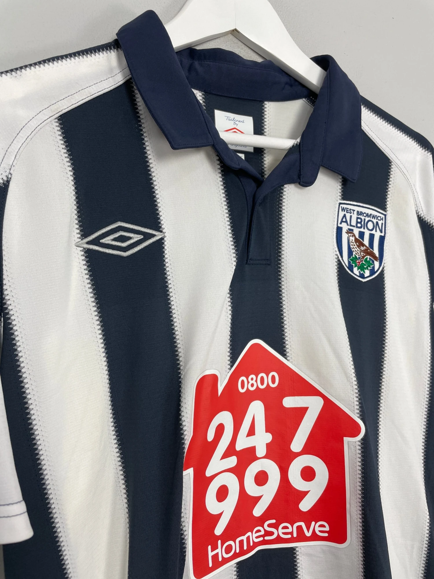 2010/11 WEST BROM BARNES #8 *MATCH ISSUE* HOME SHIRT (L) UMBRO(2010 11 West Brom Barnes 8 Match Issue Home Shirt L Umbro) 8 2010/11 WEST BROM BARNES #8 *MATCH ISSUE* HOME SHIRT (L) UMBRO(2010 11 West Brom Barnes 8 Match Issue Home Shirt L Umbro) - Image 6