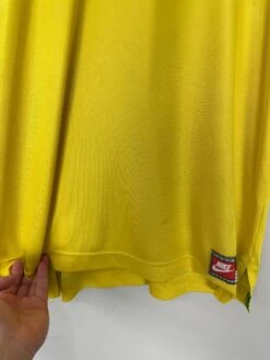 1998/00 BRAZIL RONALDO #9 HOME SHIRT (L) NIKE(1998 00 Brazil Ronaldo 9 Home Shirt L Nike00) -Cultkits Shop IMG 4993 e7f900b8 052d 40b2 9df4 ecac7a308bc0