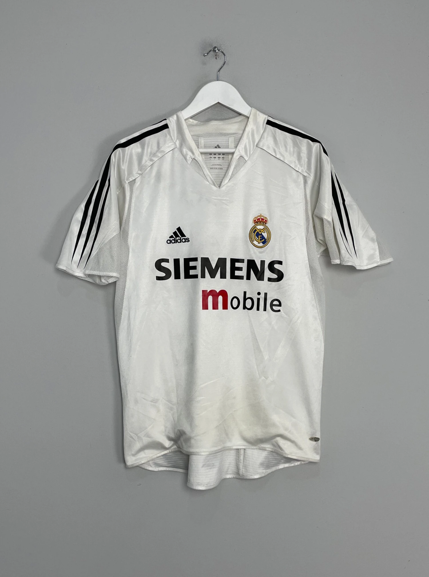 2004/05 REAL MADRID RONALDO #9 *PLAYER ISSUE* HOME SHIRT (L) ADIDAS(2004 05 Real Madrid Ronaldo 9 Home Shirt L Adidas66) 5 2004/05 REAL MADRID RONALDO #9 *PLAYER ISSUE* HOME SHIRT (L) ADIDAS(2004 05 Real Madrid Ronaldo 9 Home Shirt L Adidas66) - Image 3