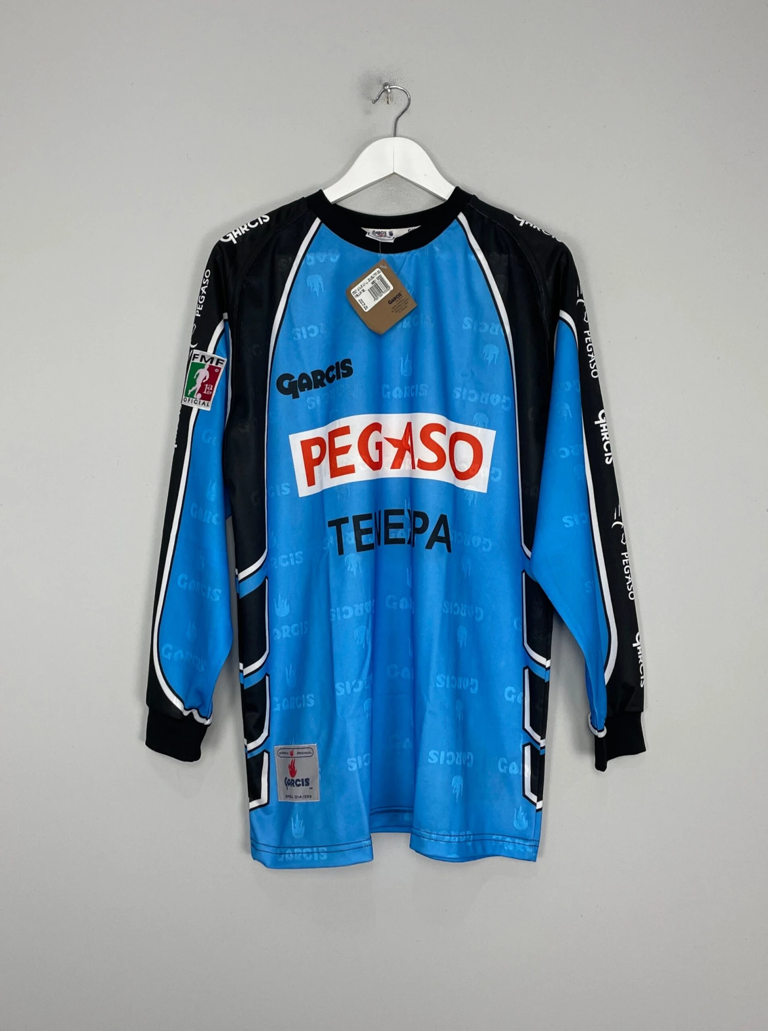 1998/99 CD IRAPUATO S.MANEZ *BNWT* GK SHIRT (XL) GARCIS(1998 99 Cd Irapuato S Manez Bnwt Gk Shirt Xl Garcis1) 3 1998/99 CD IRAPUATO S.MANEZ *BNWT* GK SHIRT (XL) GARCIS(1998 99 Cd Irapuato S Manez Bnwt Gk Shirt Xl Garcis1)