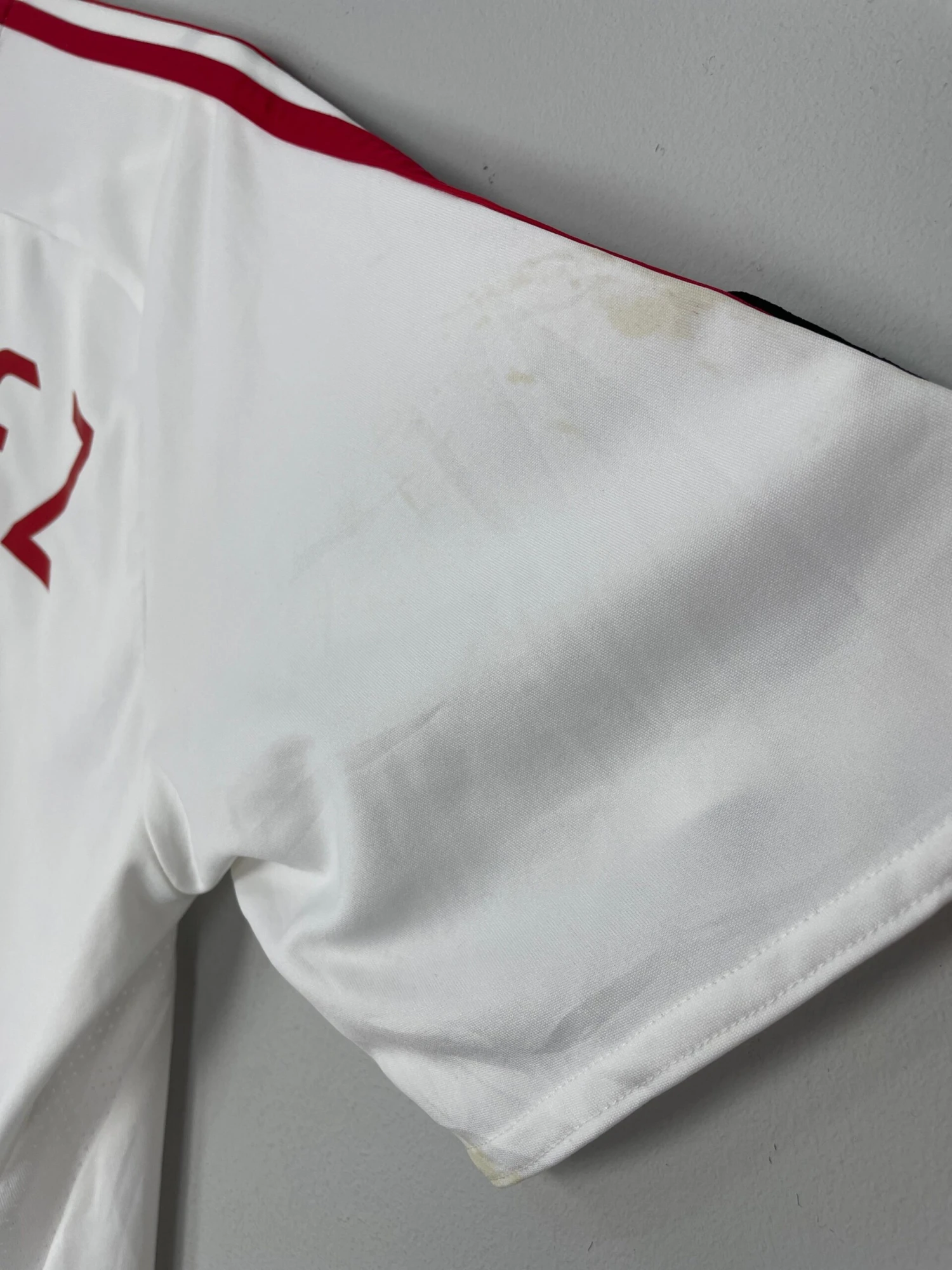 2007/08 NEW YORK RED BULLS R.MARQUEZ #4 HOME SHIRT (M) ADIDAS(2007 08 New York Red Bulls R Marquez 4 Home Shirt M Adidas845) 7 2007/08 NEW YORK RED BULLS R.MARQUEZ #4 HOME SHIRT (M) ADIDAS(2007 08 New York Red Bulls R Marquez 4 Home Shirt M Adidas845) - Image 5