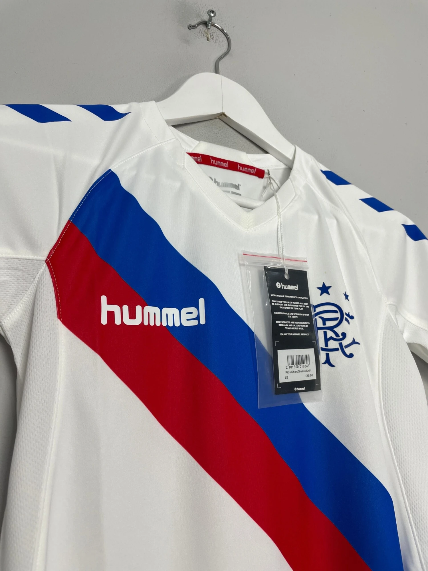 2018/19 Rangers *BNWT* Away Shirt (Kids - Multiple Sizes) Hummel(2018 19 Rangers Bnwt Away Shirt Youth Multiple Sizes Hummel 1) 4 2018/19 Rangers *BNWT* Away Shirt (Kids - Multiple Sizes) Hummel(2018 19 Rangers Bnwt Away Shirt Youth Multiple Sizes Hummel 1) - Image 2