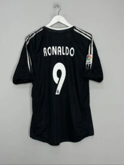 2004/05 REAL MADRID RONALDO #9 AWAY SHIRT (L) ADIDAS(2004 05 Real Madrid Ronaldo 9 Away Shirt L Adidas34)