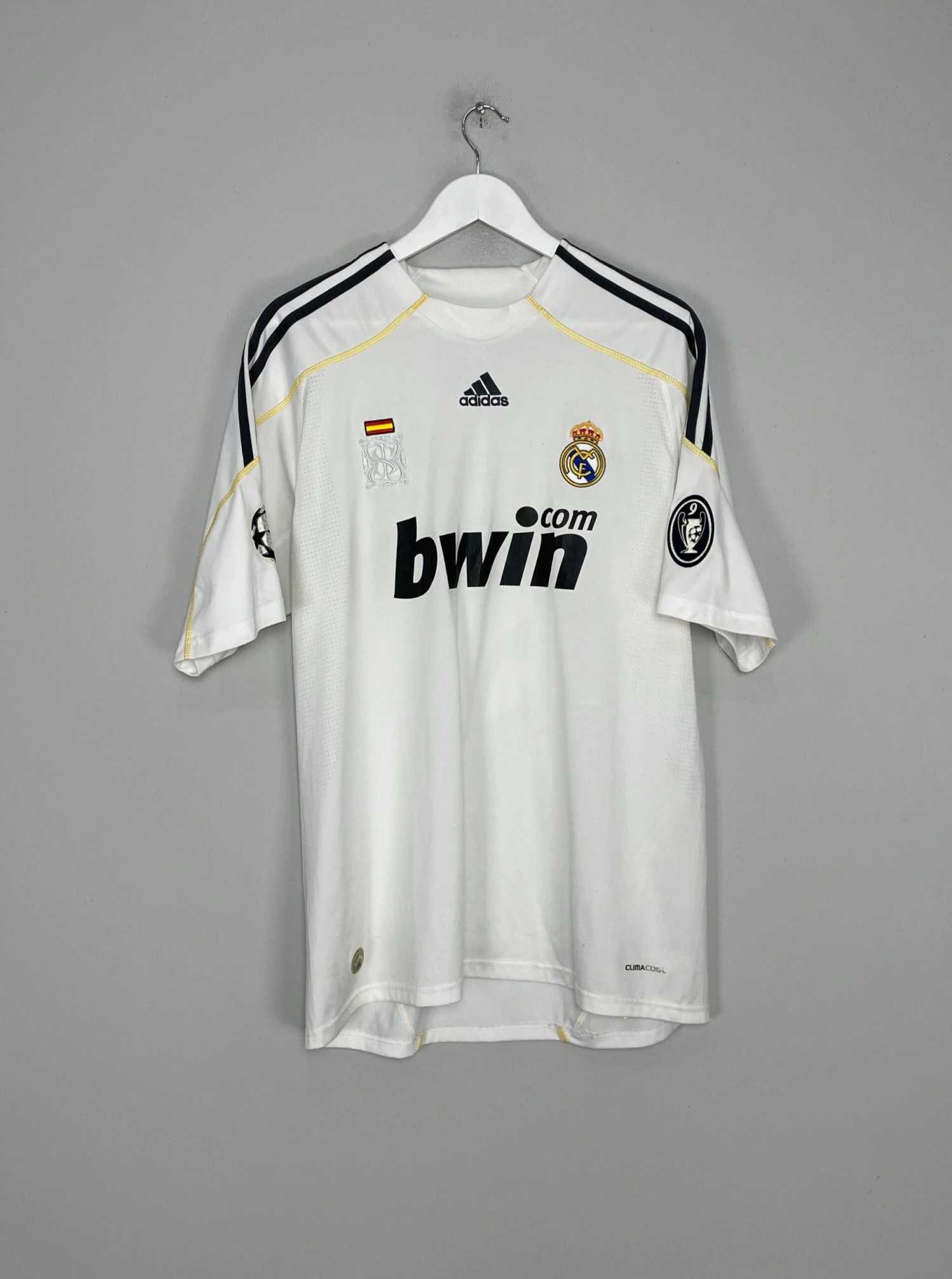2009/10 REAL MADRID RONALDO #9 HOME SHIRT (L) ADIDAS(2009 10 Real Madrid Ronaldo 9 Home Shirt L Adidas 2) 5 2009/10 REAL MADRID RONALDO #9 HOME SHIRT (L) ADIDAS(2009 10 Real Madrid Ronaldo 9 Home Shirt L Adidas 2) - Image 3