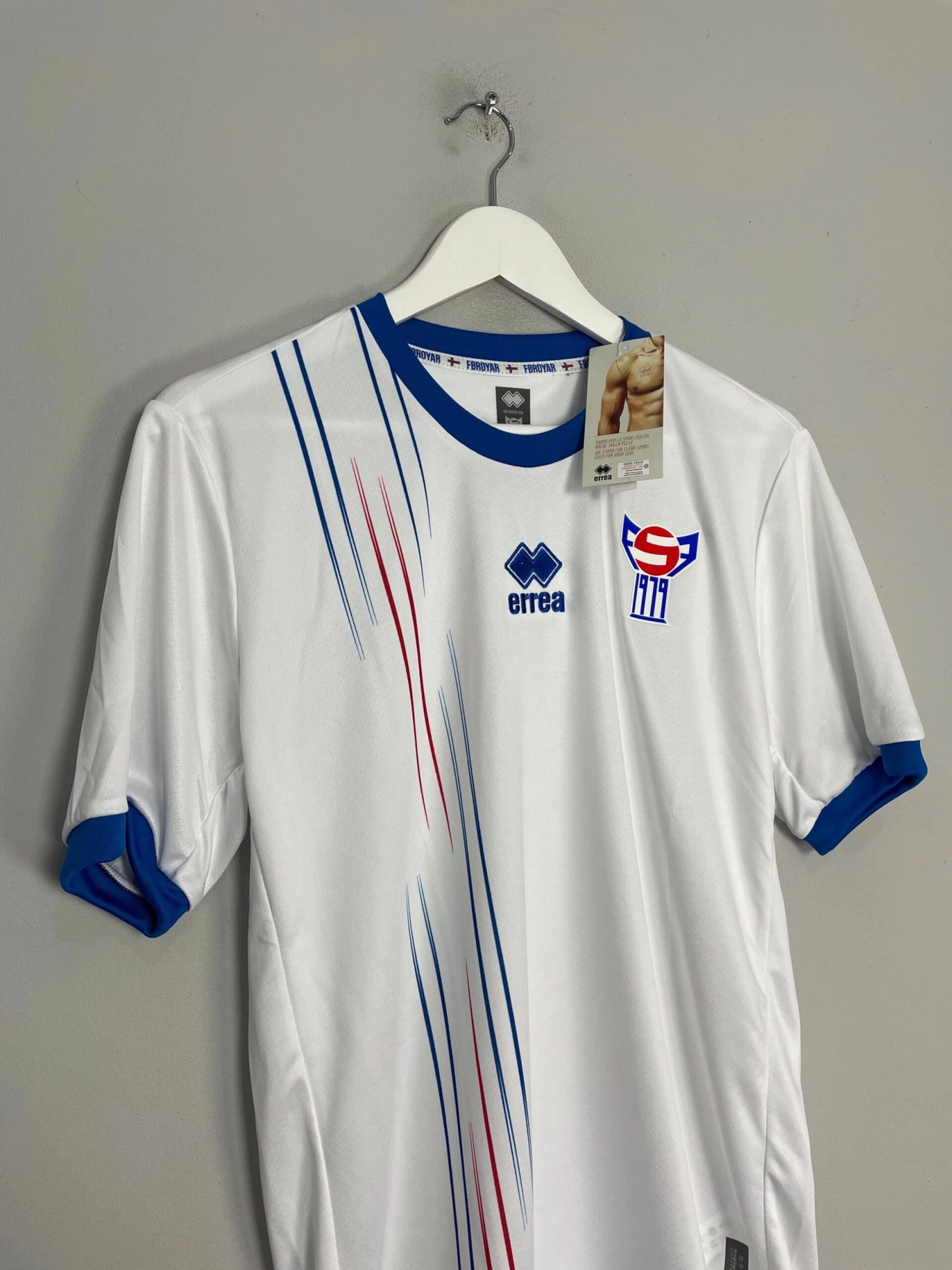 2022/23 Faroe Islands *BNWT* Home Shirt (Multiple Sizes) Errea(2022 23 Faroe Islands Bnwt Home Shirt Multiple Sizes Errea) 4 2022/23 Faroe Islands *BNWT* Home Shirt (Multiple Sizes) Errea(2022 23 Faroe Islands Bnwt Home Shirt Multiple Sizes Errea) - Image 2