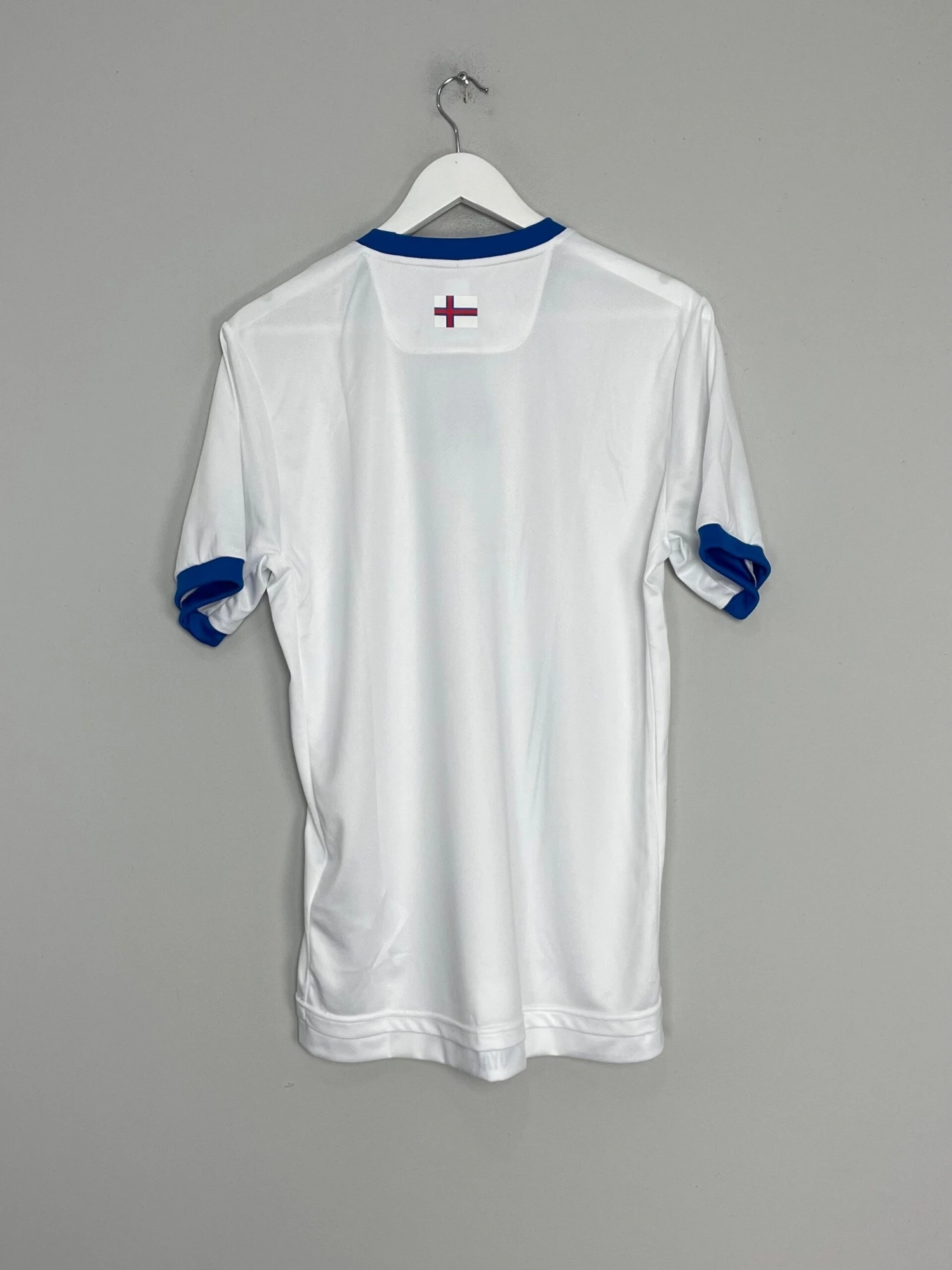 2022/23 Faroe Islands *BNWT* Home Shirt (Multiple Sizes) Errea(2022 23 Faroe Islands Bnwt Home Shirt Multiple Sizes Errea) 5 2022/23 Faroe Islands *BNWT* Home Shirt (Multiple Sizes) Errea(2022 23 Faroe Islands Bnwt Home Shirt Multiple Sizes Errea) - Image 3