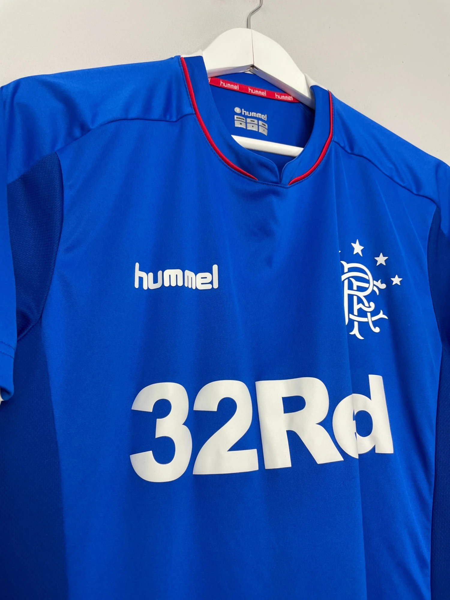 2018/19 RANGERS HOME SHIRT (M) HUMMEL(2018 19 Rangers Home Shirt M Hummel) 4 2018/19 RANGERS HOME SHIRT (M) HUMMEL(2018 19 Rangers Home Shirt M Hummel) - Image 2