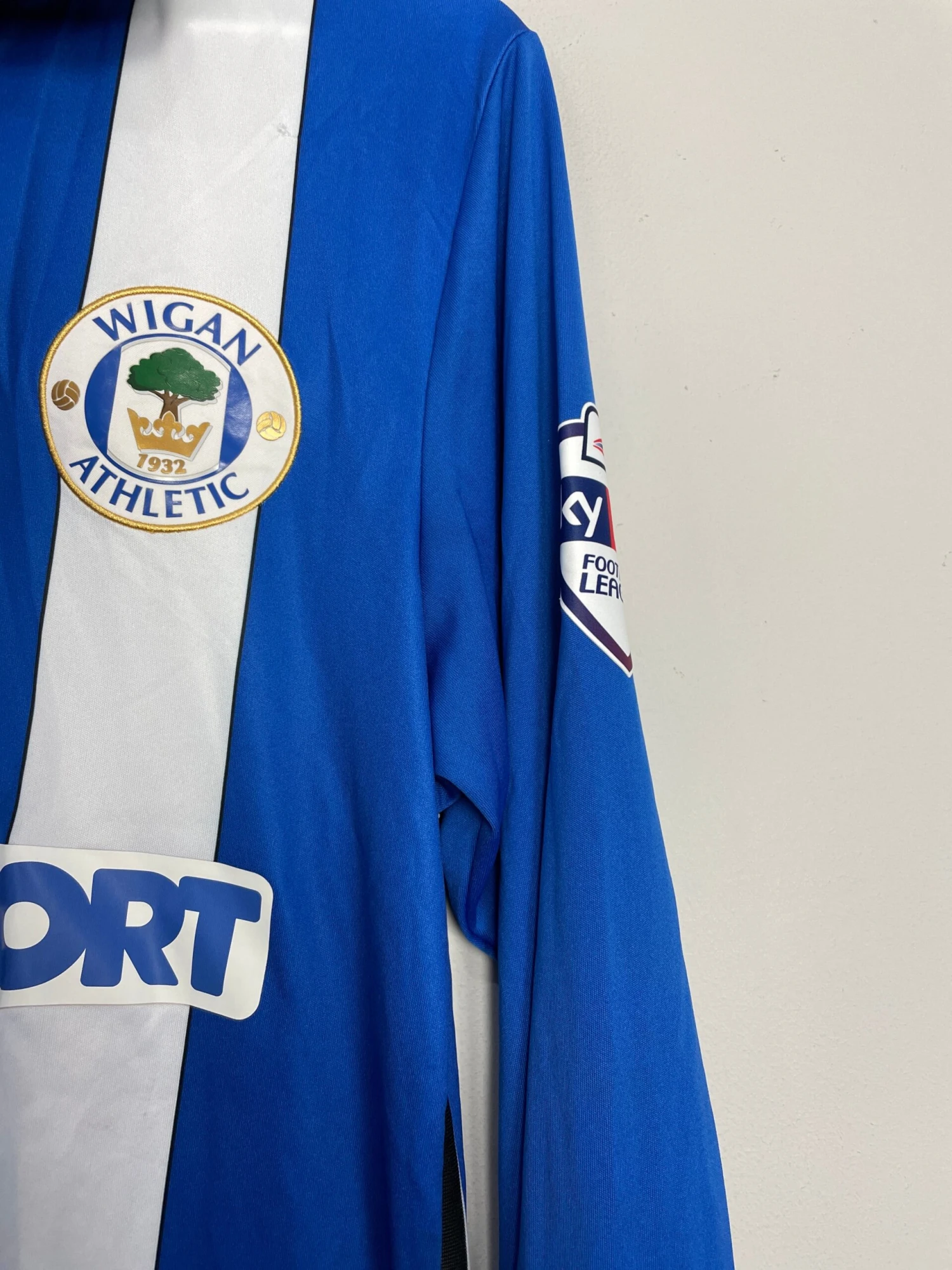 2014/15 WIGAN MCLEAN #11 *MATCH ISSUE* L/S HOME SHIRT (M) MI-FIT(2014 15 Wigan Mclean 11 Match Issue L S Home Shirt M Mi Fit) 7 2014/15 WIGAN MCLEAN #11 *MATCH ISSUE* L/S HOME SHIRT (M) MI-FIT(2014 15 Wigan Mclean 11 Match Issue L S Home Shirt M Mi Fit) - Image 6