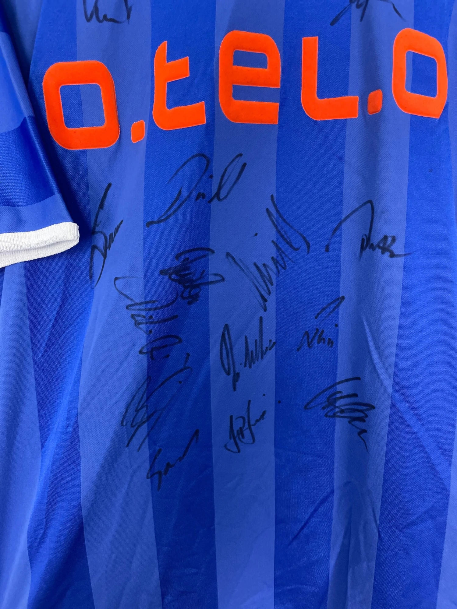 2000/01 HERTHA BERLIN *SQUAD SIGNED* BNWT HOME SHIRT (XXL) NIKE(2000 01 Hertha Berlin Squad Signed Bnwt Home Shirt Xxl Nike54) 6 2000/01 HERTHA BERLIN *SQUAD SIGNED* BNWT HOME SHIRT (XXL) NIKE(2000 01 Hertha Berlin Squad Signed Bnwt Home Shirt Xxl Nike54) - Image 4