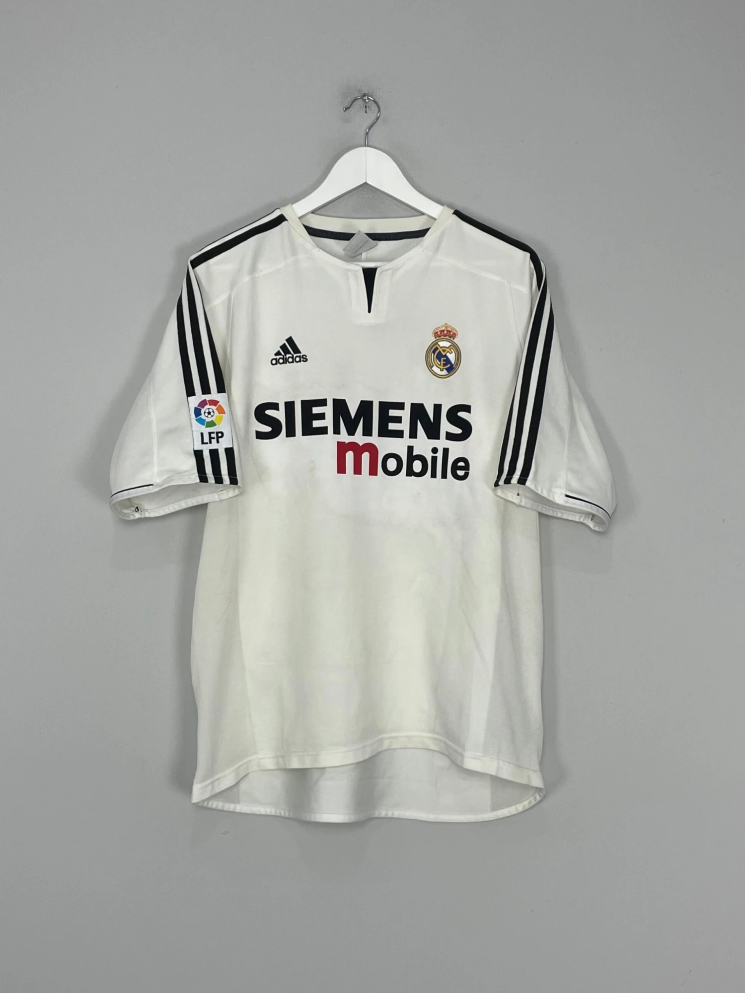 2003/04 REAL MADRID RONALDO #9 HOME SHIRT (L) ADIDAS(2003 04 Real Madrid Ronaldo 9 Home Shirt L Adidas66) 5 2003/04 REAL MADRID RONALDO #9 HOME SHIRT (L) ADIDAS(2003 04 Real Madrid Ronaldo 9 Home Shirt L Adidas66) - Image 3