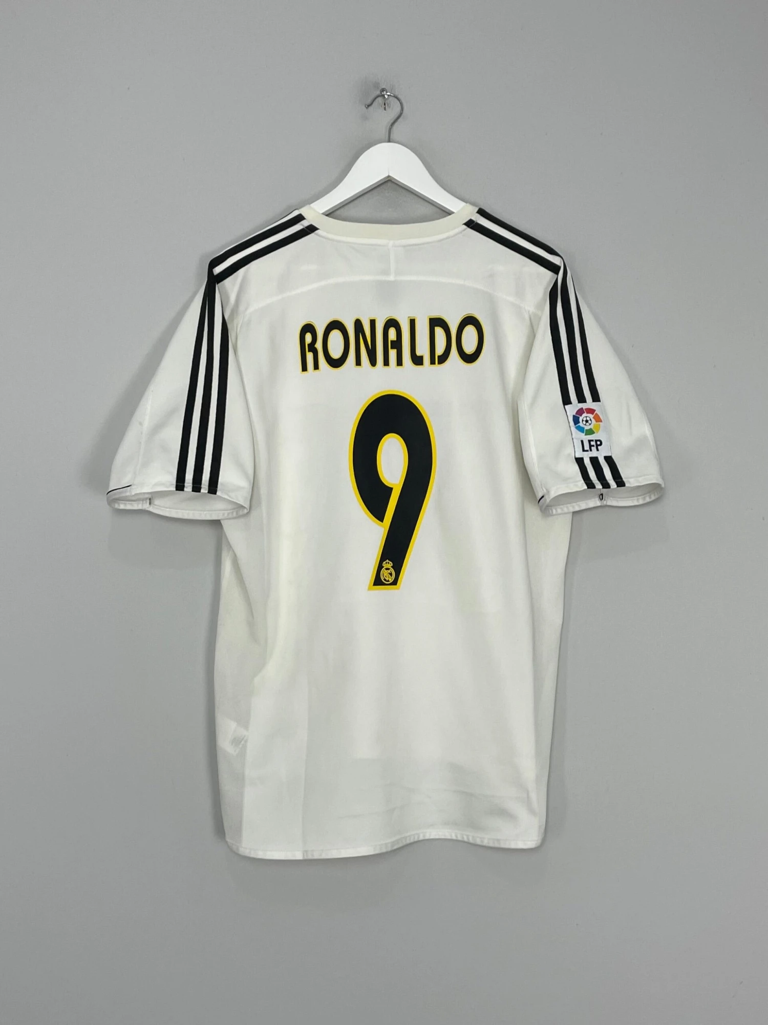 2003/04 REAL MADRID RONALDO #9 HOME SHIRT (L) ADIDAS(2003 04 Real Madrid Ronaldo 9 Home Shirt L Adidas66) 3 2003/04 REAL MADRID RONALDO #9 HOME SHIRT (L) ADIDAS(2003 04 Real Madrid Ronaldo 9 Home Shirt L Adidas66)