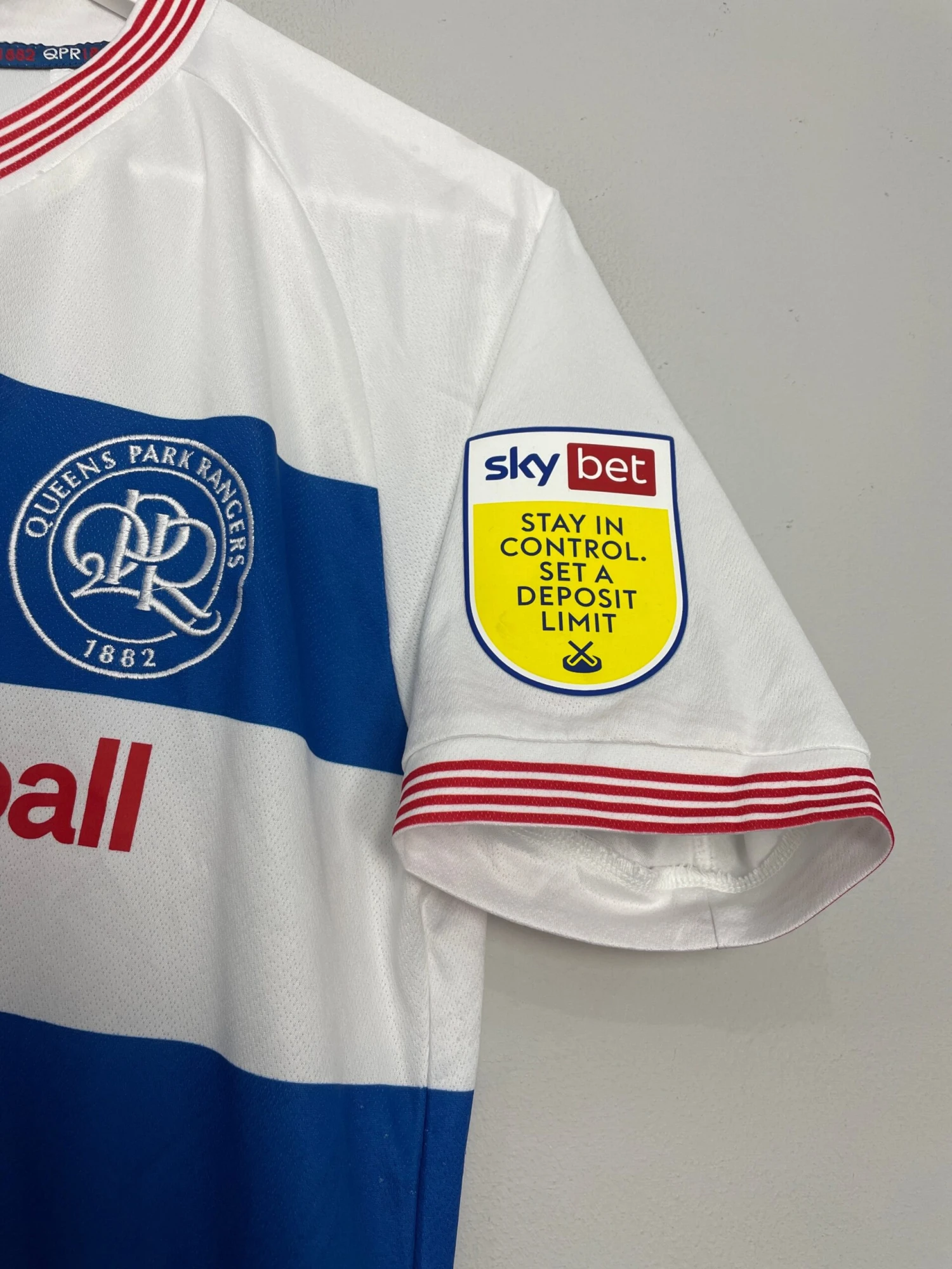 2020/21 QPR BALL #12 *MATCH ISSUE* HOME SHIRT (M) ERREA(2020 21 Qpr Ball 12 Match Issue Home Shirt M Errea) 7 2020/21 QPR BALL #12 *MATCH ISSUE* HOME SHIRT (M) ERREA(2020 21 Qpr Ball 12 Match Issue Home Shirt M Errea) - Image 6