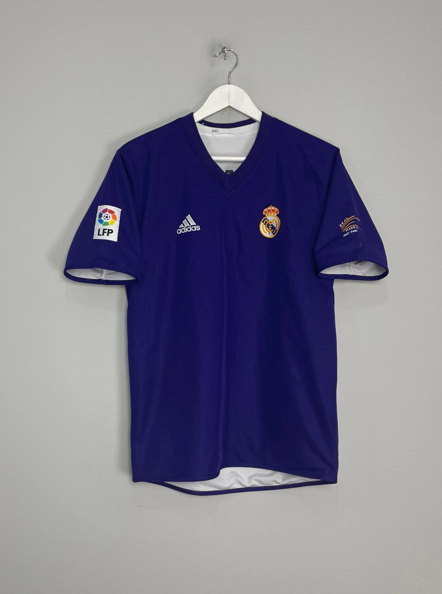 2002/03 REAL MADRID RONALDO #9 *CENTENARY* THIRD SHIRT (M) ADIDAS(2002 03 Real Madrid Ronaldo 9 Centenary Third Shirt M Adidas) 5 2002/03 REAL MADRID RONALDO #9 *CENTENARY* THIRD SHIRT (M) ADIDAS(2002 03 Real Madrid Ronaldo 9 Centenary Third Shirt M Adidas) - Image 3