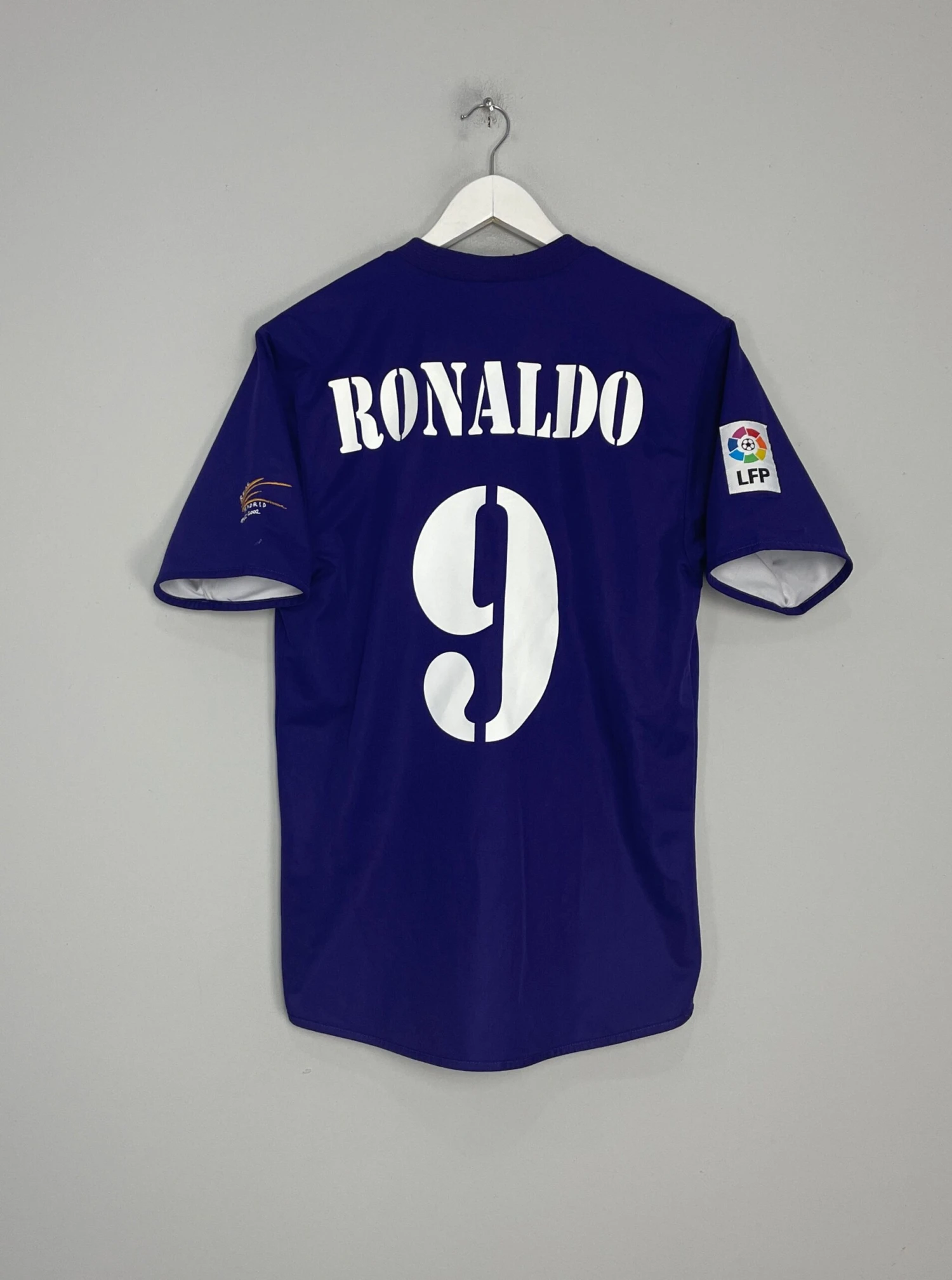 2002/03 REAL MADRID RONALDO #9 *CENTENARY* THIRD SHIRT (M) ADIDAS(2002 03 Real Madrid Ronaldo 9 Centenary Third Shirt M Adidas) 3 2002/03 REAL MADRID RONALDO #9 *CENTENARY* THIRD SHIRT (M) ADIDAS(2002 03 Real Madrid Ronaldo 9 Centenary Third Shirt M Adidas)