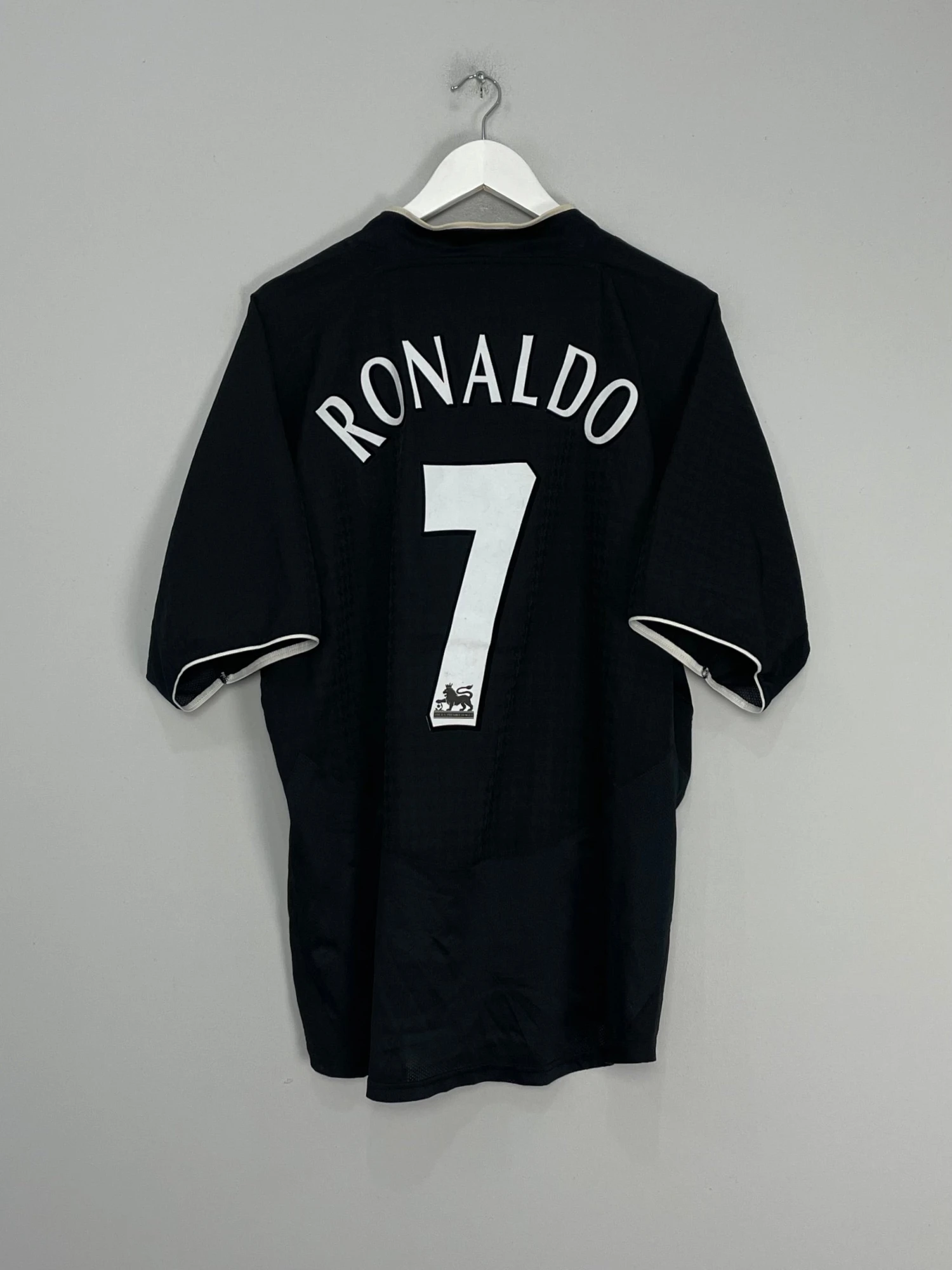 2003/05 MANCHESTER UNITED RONALDO #7 *STAND UP TO RACISM* AWAY SHIRT (M) NIKE(2003 05 Manchester United Ronaldo 7 Away Shirt M Nike788) 3 2003/05 MANCHESTER UNITED RONALDO #7 *STAND UP TO RACISM* AWAY SHIRT (M) NIKE(2003 05 Manchester United Ronaldo 7 Away Shirt M Nike788)