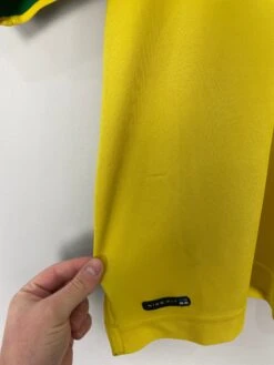 1998/00 BRAZIL RONALDO #9 HOME SHIRT (M) NIKE(1998 00 Brazil Ronaldo 9 Home Shirt M Nike222) -Cultkits Shop IMG 9737 68152ce0 df56 4743 9ca0 97b84ddcd359