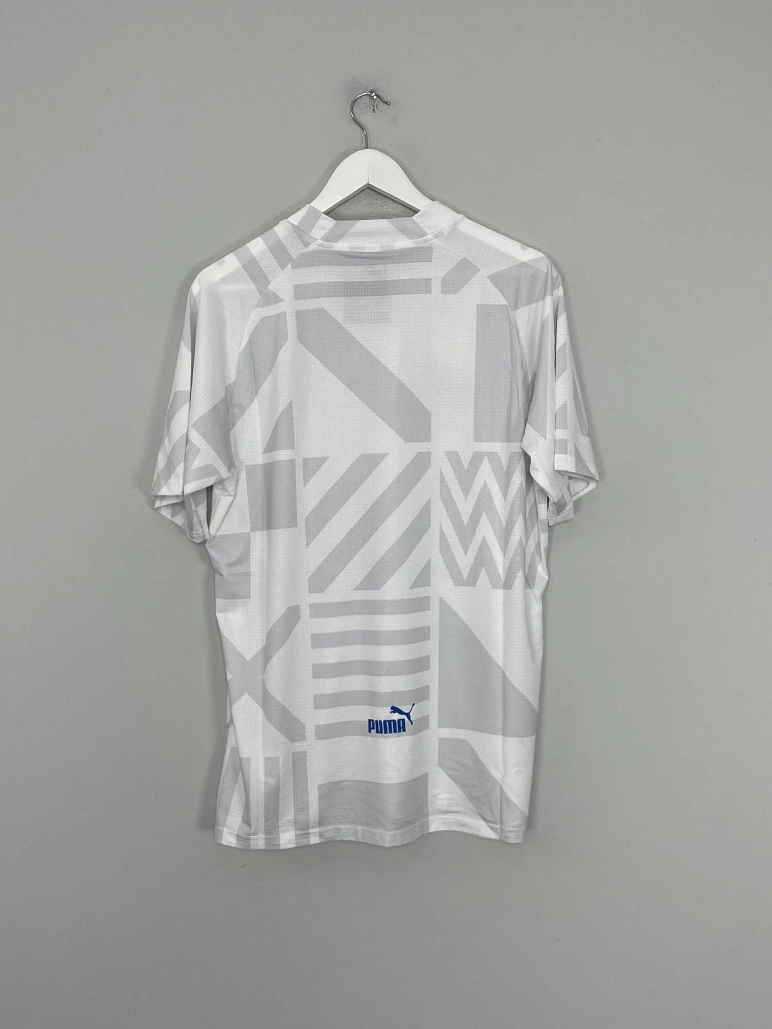 2022/23 Italy *BNWT* Pre-match Training Shirt (Multiple Sizes) Puma(2022 23 Italy Bnwt Pre Match Training Shirt Multiple Sizes Puma) 5 2022/23 Italy *BNWT* Pre-match Training Shirt (Multiple Sizes) Puma(2022 23 Italy Bnwt Pre Match Training Shirt Multiple Sizes Puma) - Image 3