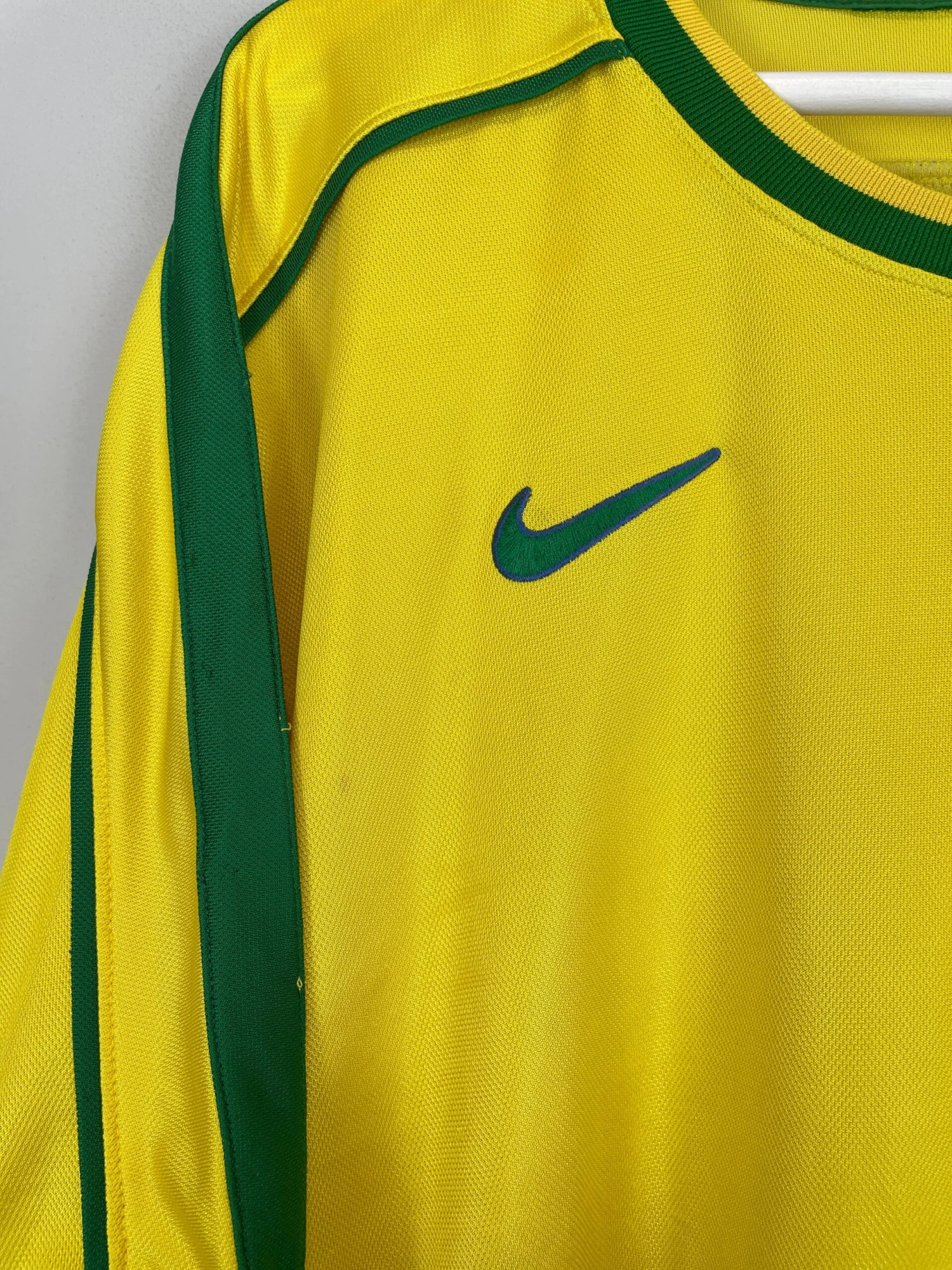 1998/00 BRAZIL RONALDO #9 HOME SHIRT (XL) NIKE(1998 00 Brazil Ronaldo 9 Home Shirt Xl Nike56755) 7 1998/00 BRAZIL RONALDO #9 HOME SHIRT (XL) NIKE(1998 00 Brazil Ronaldo 9 Home Shirt Xl Nike56755) - Image 5