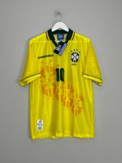 1994/96 BRAZIL RIVALDO #10 *BNWT* HOME SHIRT (L) UMBRO(1994 96 Brazil Rivaldo 10 Bnwt Home Shirt L Umbro55) -Cultkits Shop image00018 4af91d2c ada2 4f31 bca1 8d465ef1f0e4
