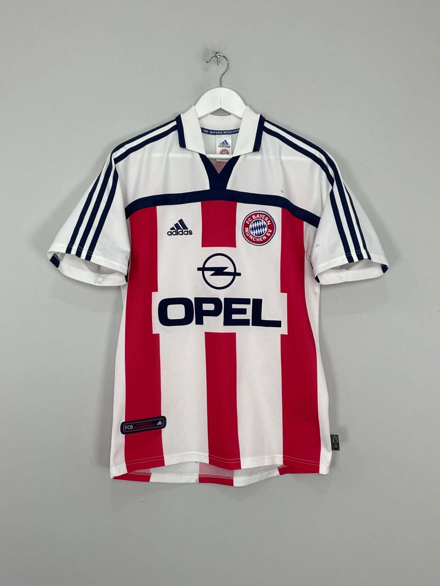 2000/02 BAYERN MUNICH AWAY SHIRT (S) ADIDAS(2000 02 Bayern Munich Away Shirt S Adidas 1) 3 2000/02 BAYERN MUNICH AWAY SHIRT (S) ADIDAS(2000 02 Bayern Munich Away Shirt S Adidas 1)
