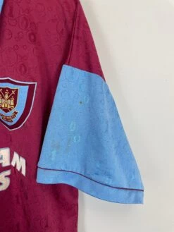1995/97 WEST HAM HOME SHIRT (XL) PONY(1995 97 West Ham Home Shirt Xl Pony466) -Cultkits Shop image00056 a4ff9b65 6fb2 476e 87d9 e97852f91f49