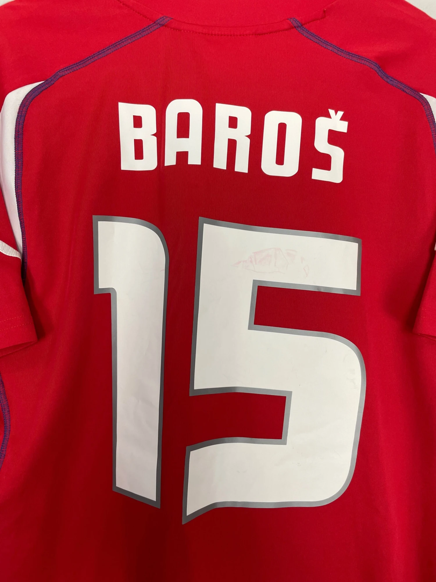 2003/04 CZECH REPUBLIC BAROS #15 HOME SHIRT (XL) PUMA(2003 04 Czech Republic Baros 15 Home Shirt Xl Puma78) 4 2003/04 CZECH REPUBLIC BAROS #15 HOME SHIRT (XL) PUMA(2003 04 Czech Republic Baros 15 Home Shirt Xl Puma78) - Image 2