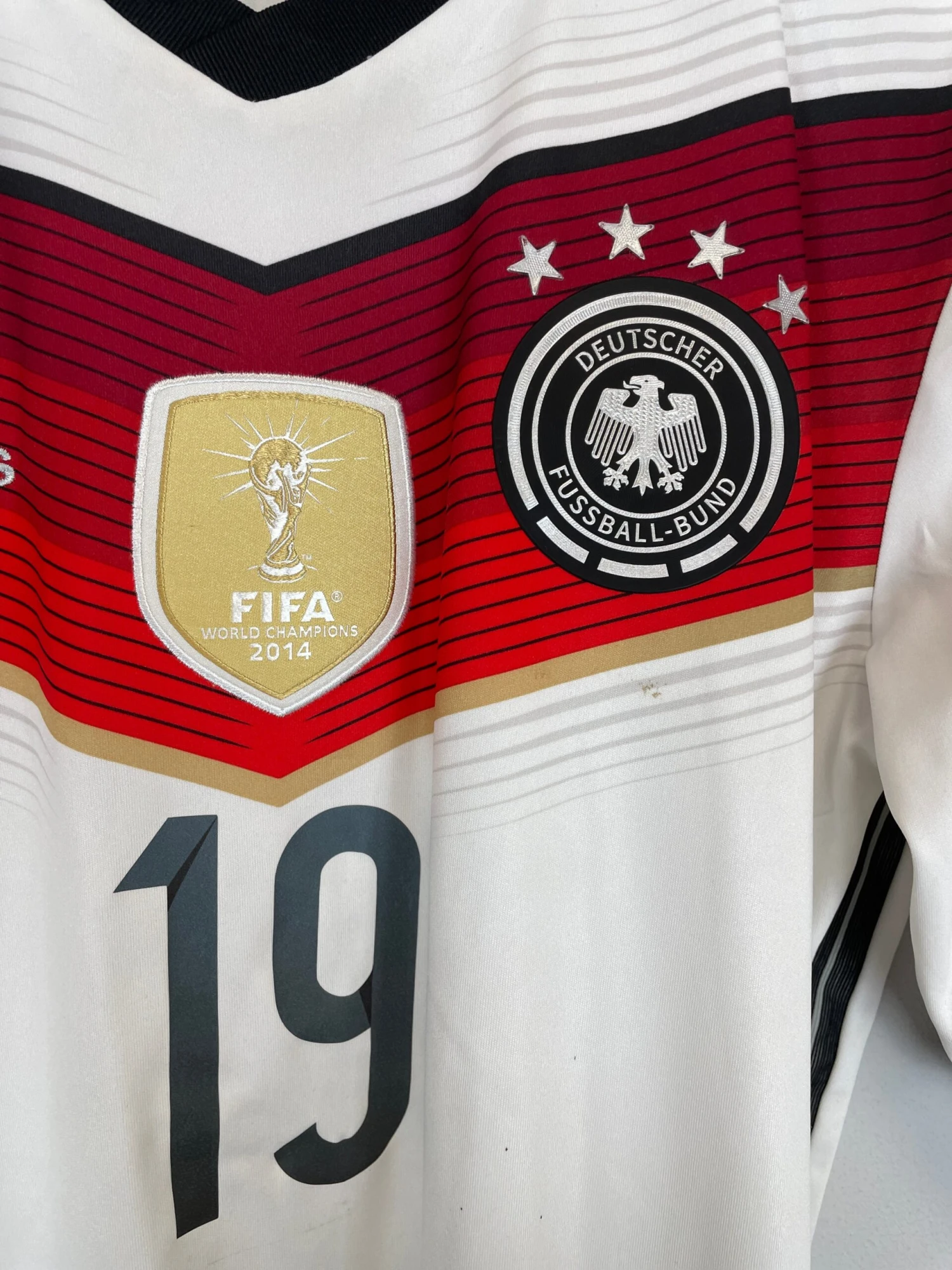 2014/15 GERMANY GOTZE #19 HOME SHIRT (S) ADIDAS(2014 15 Germany Gotze 19 Home Shirt S Adidas4566) 6 2014/15 GERMANY GOTZE #19 HOME SHIRT (S) ADIDAS(2014 15 Germany Gotze 19 Home Shirt S Adidas4566) - Image 4