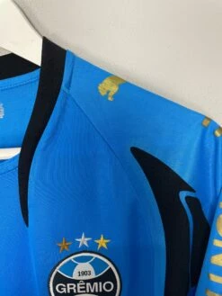 2007/08 GREMIO #5 HOME SHIRT (XL) PUMA(2007 08 Gremio 5 Home Shirt Xl Puma252) 9 2007/08 GREMIO #5 HOME SHIRT (XL) PUMA(2007 08 Gremio 5 Home Shirt Xl Puma252) -Cultkits Shop image00059 30ccd85d 80b4 4bad a49b 8ff4f552918e