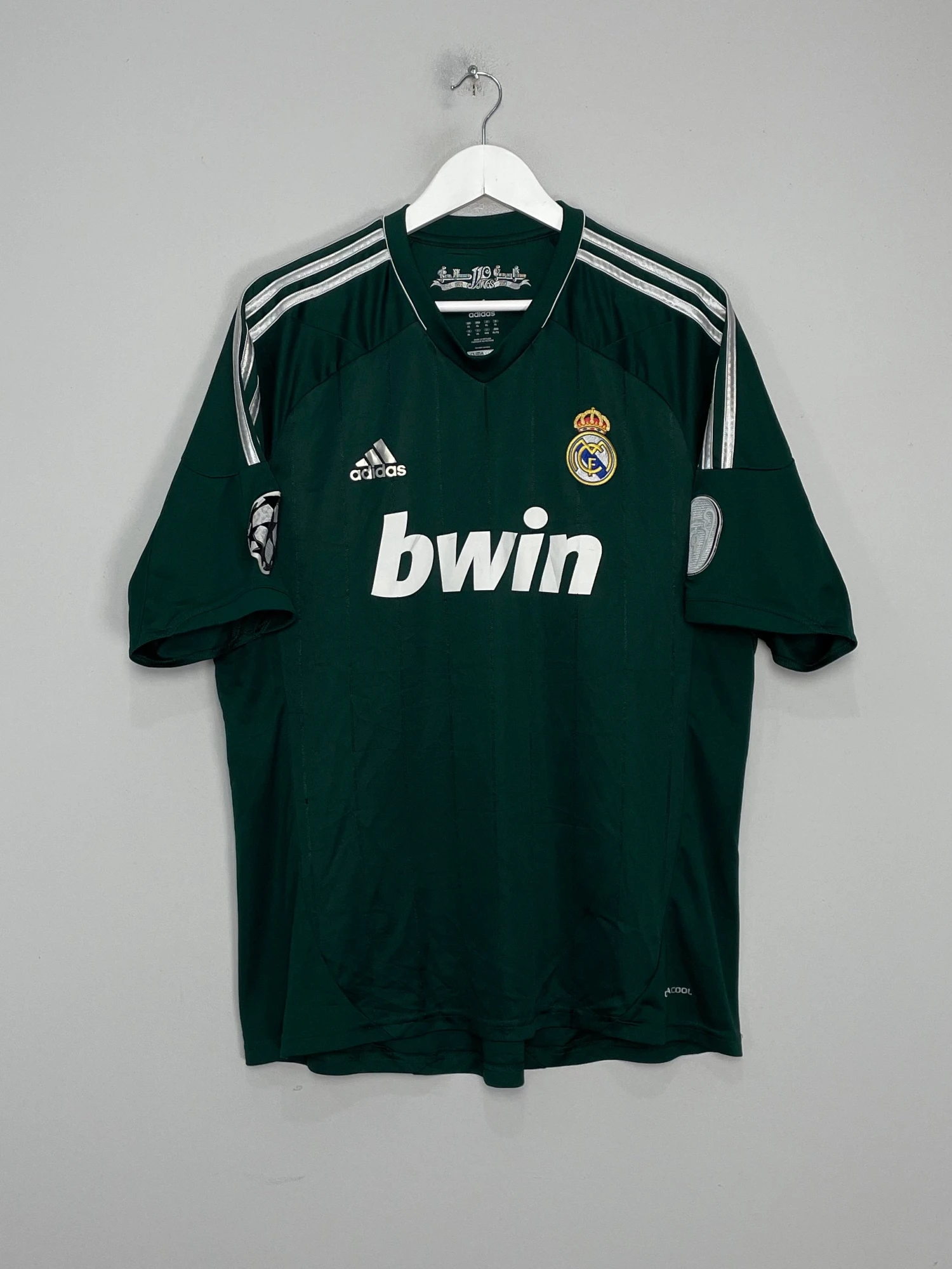 2012/13 REAL MADRID RONALDO #7 C/L THIRD SHIRT (XL) ADIDAS(2012 13 Real Madrid Ronaldo 7 C L Third Shirt Xl Adidas146) 5 2012/13 REAL MADRID RONALDO #7 C/L THIRD SHIRT (XL) ADIDAS(2012 13 Real Madrid Ronaldo 7 C L Third Shirt Xl Adidas146) - Image 3