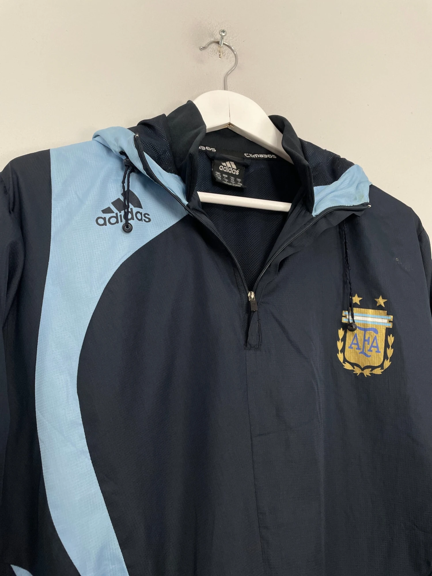 2006/08 ARGENTINA 1/4 ZIP JACKET (M) ADIDAS(2006 08 Argentina 1 4 Zip Jacket M Adidas) 4 2006/08 ARGENTINA 1/4 ZIP JACKET (M) ADIDAS(2006 08 Argentina 1 4 Zip Jacket M Adidas) - Image 2