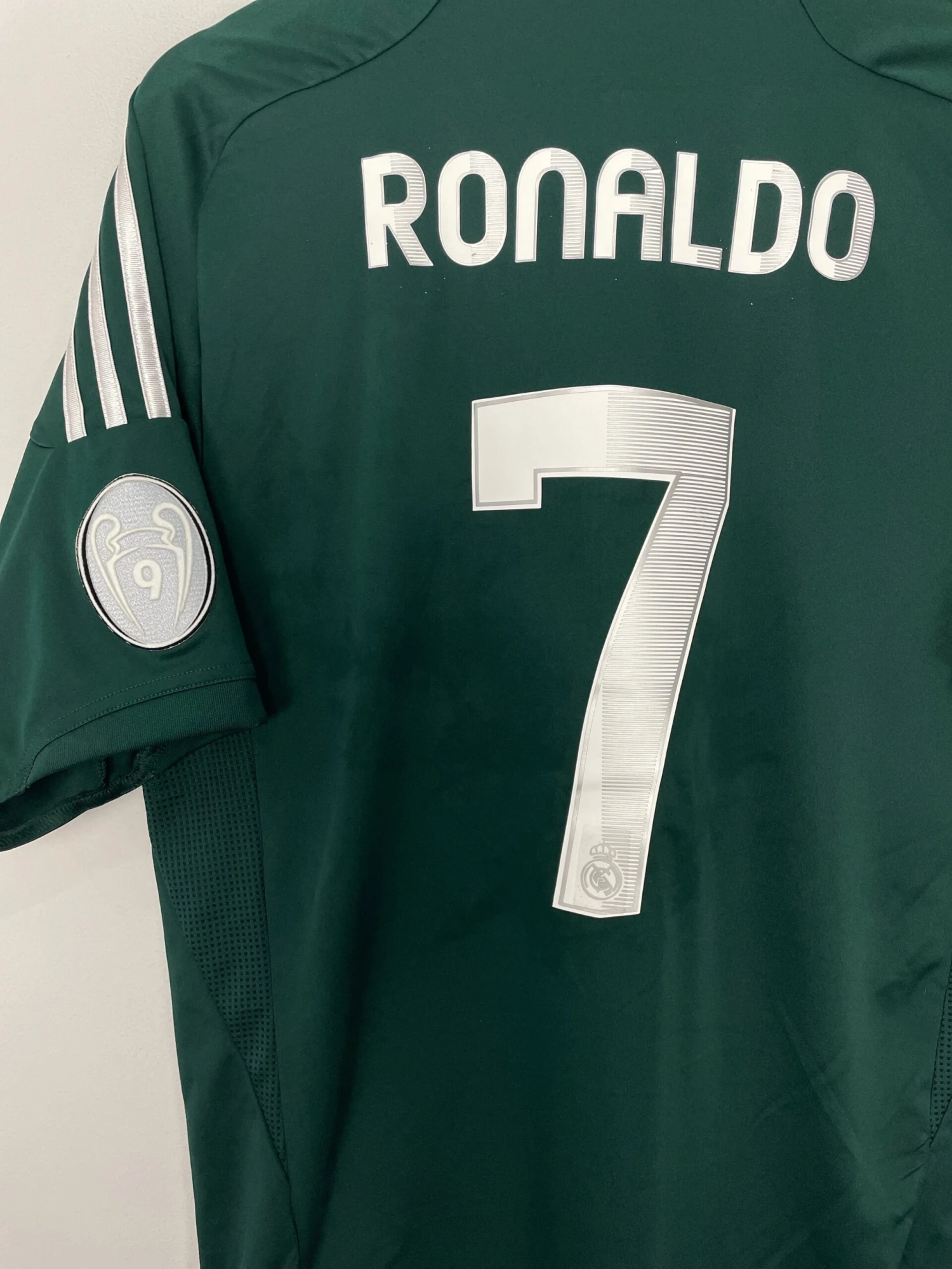 2012/13 REAL MADRID RONALDO #7 C/L THIRD SHIRT (L) ADIDAS(2012 13 Real Madrid Ronaldo 7 C L Third Shirt L Adidas242) 4 2012/13 REAL MADRID RONALDO #7 C/L THIRD SHIRT (L) ADIDAS(2012 13 Real Madrid Ronaldo 7 C L Third Shirt L Adidas242) - Image 2