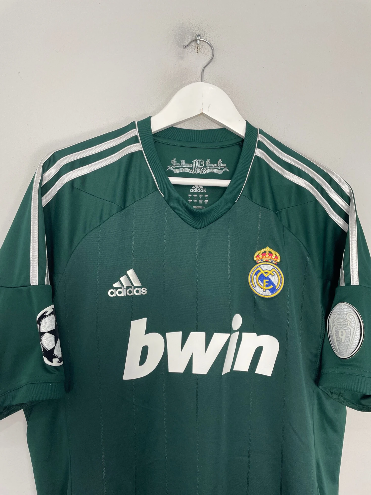 2012/13 REAL MADRID RONALDO #7 C/L THIRD SHIRT (L) ADIDAS(2012 13 Real Madrid Ronaldo 7 C L Third Shirt L Adidas242) 6 2012/13 REAL MADRID RONALDO #7 C/L THIRD SHIRT (L) ADIDAS(2012 13 Real Madrid Ronaldo 7 C L Third Shirt L Adidas242) - Image 4