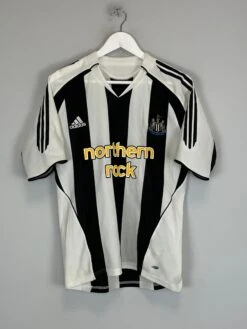 2005/07 NEWCASTLE UNITED OWEN #10 HOME SHIRT (S) ADIDAS(2005 07 Newcastle United Owen 10 Home Shirt S Adidas2355) -Cultkits Shop image00097 60976d0b 7d8a 4772 ad9f 9d8c031416bf