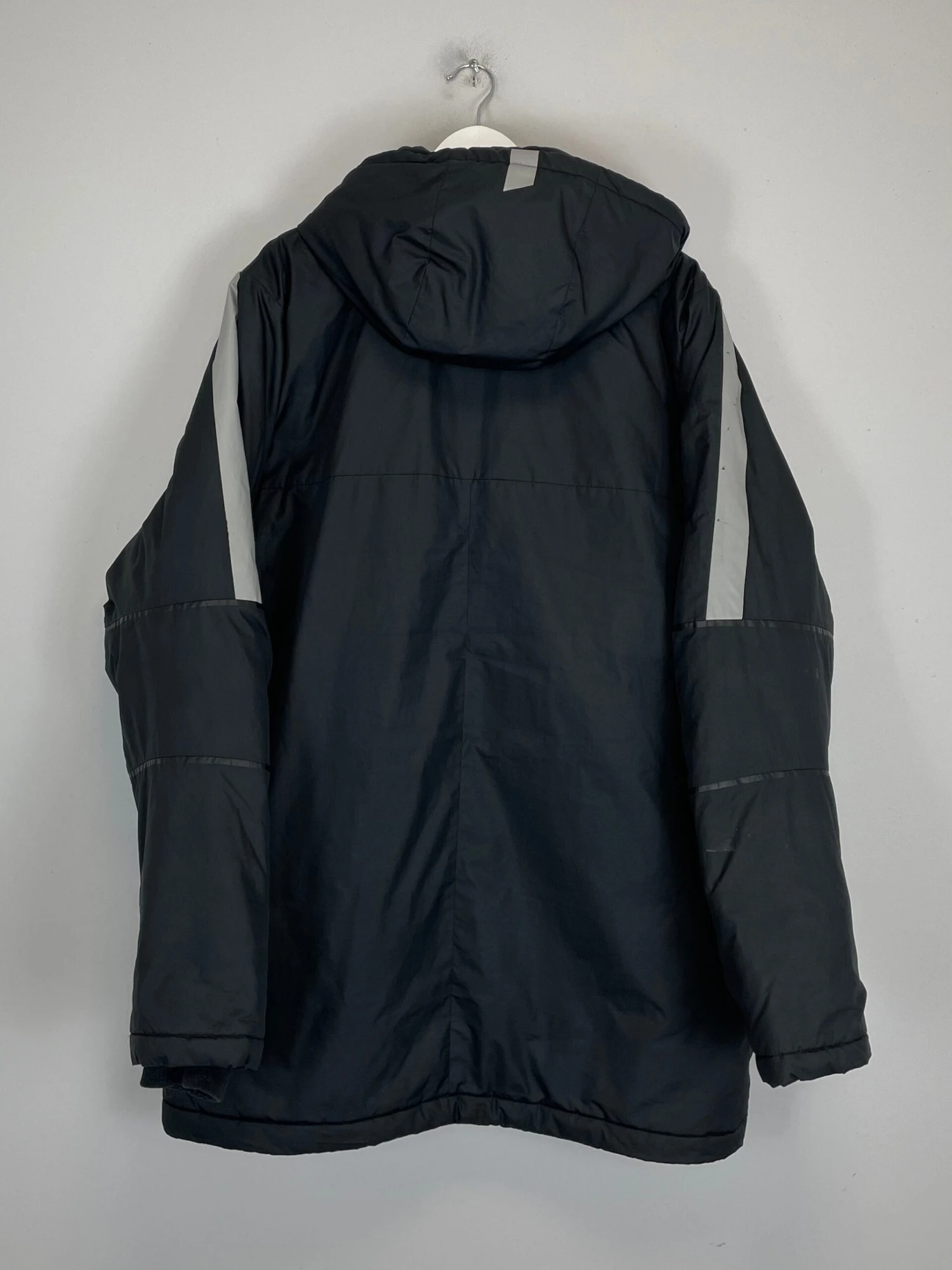 2014/15 PSG BENCHCOAT (XL) NIKE(2014 15 Psg Benchcoat Xl Nike567) 6 2014/15 PSG BENCHCOAT (XL) NIKE(2014 15 Psg Benchcoat Xl Nike567) - Image 4