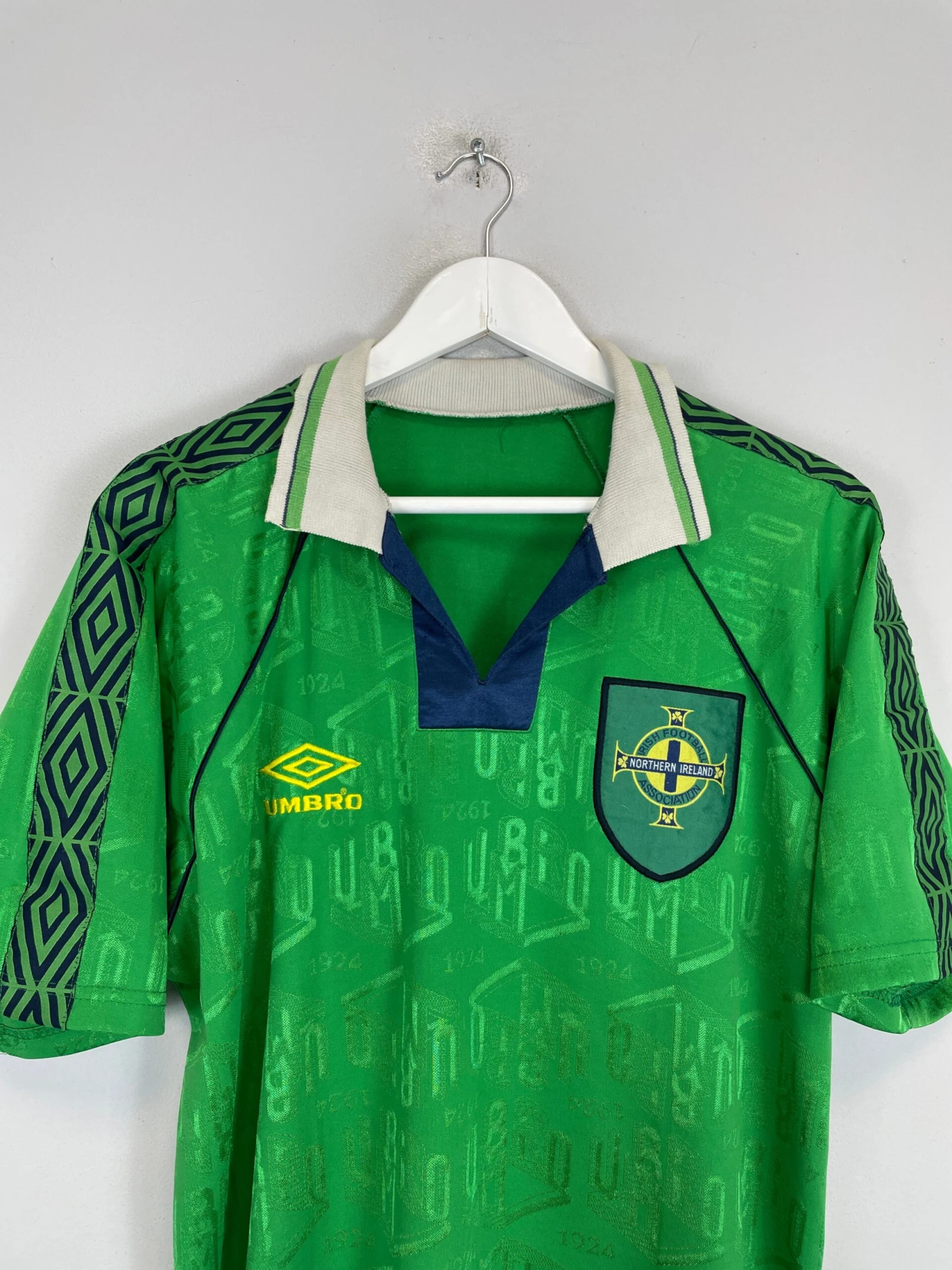 1994/95 NORTHERN IRELAND *PROTOTYPE* HOME SHIRT (M) UMBRO(1994 95 Northern Ireland Prototype Home Shirt M Umbro) 4 1994/95 NORTHERN IRELAND *PROTOTYPE* HOME SHIRT (M) UMBRO(1994 95 Northern Ireland Prototype Home Shirt M Umbro) - Image 2